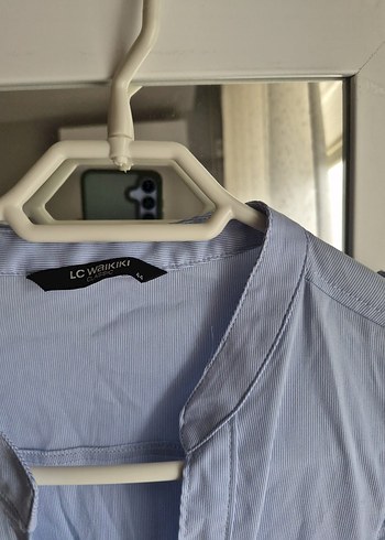 Düğmeli Mavi Keten Kadın Gömlek - Görsel 2