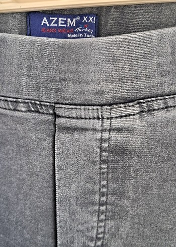 Gri Kadın Denim Kemerli Dar Kesim Pantolon - Görsel 2