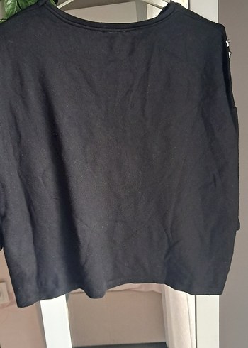 Siyah Zincir Detaylı V Yaka Kadın Kazak - Görsel 2