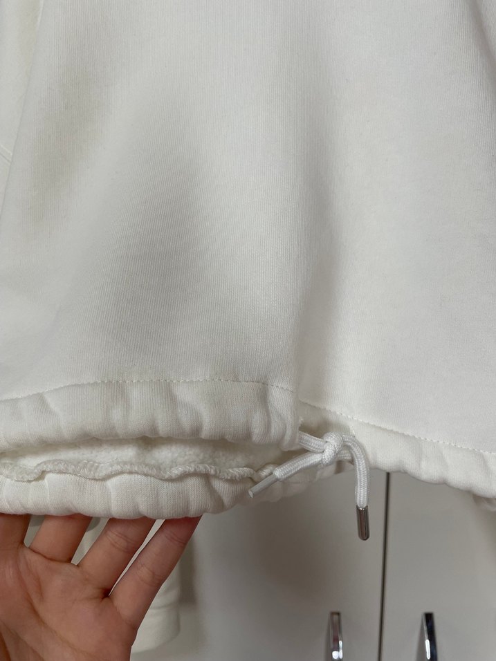 Beyaz Kapüşonlu Kadın Sweatshirt - Görsel 2