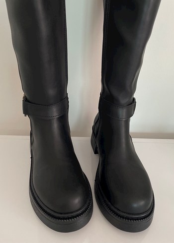Siyah Deri Tokalı Kadın Dizüstü Bot - Görsel 3