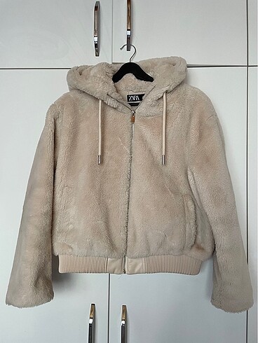 Zara peluş mont