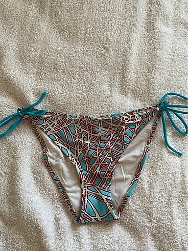 bikini altı