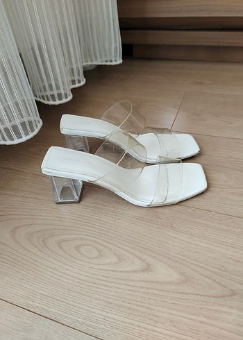 Pull and Bear pull bear topuklu sandalet