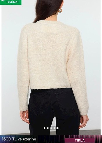 Kısa Beyaz Halter Yaka Triko Hırka - Görsel 2