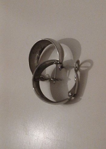 Bej Renkli Tokalı Midi Küpe - Görsel 3