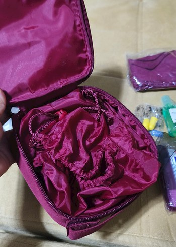  Beden Makyaj Seyehat Çantası