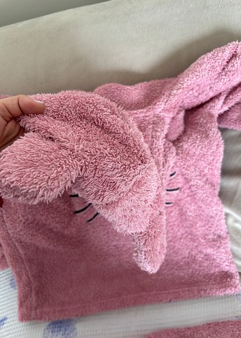 Tüylü yumoş alt üst pijama takımı - Görsel 5