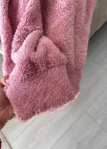 Tüylü yumoş alt üst pijama takımı - Görsel 12