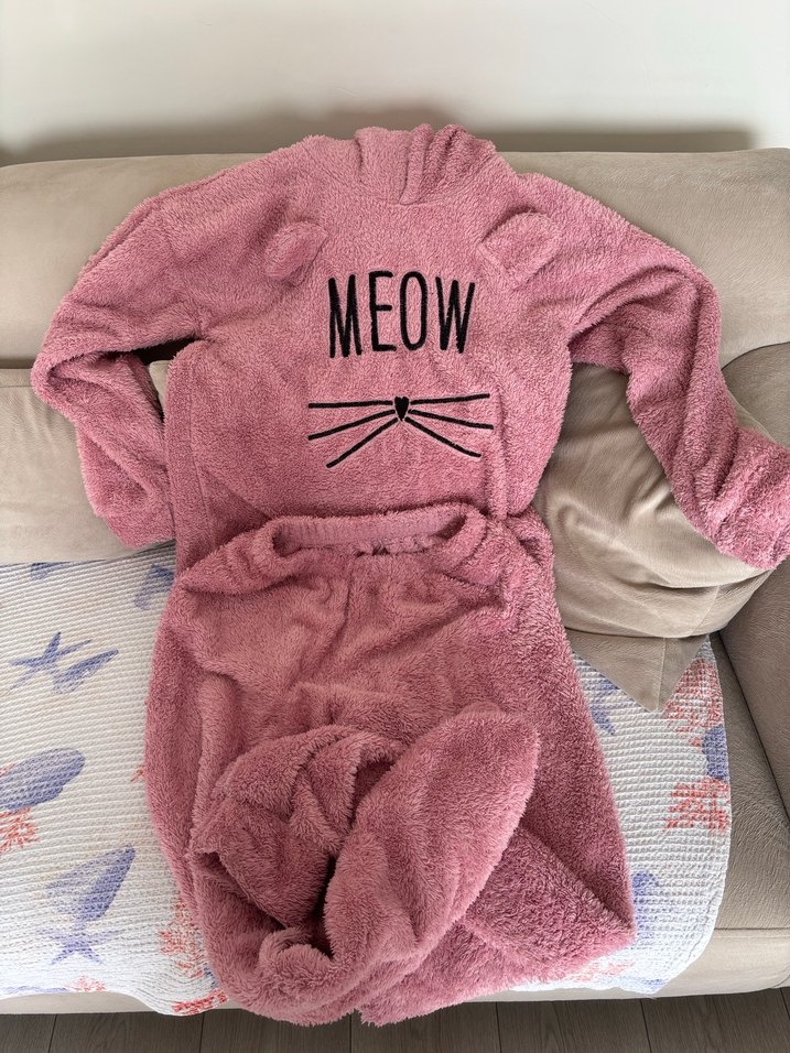 Tüylü yumoş alt üst pijama takımı - Görsel 2