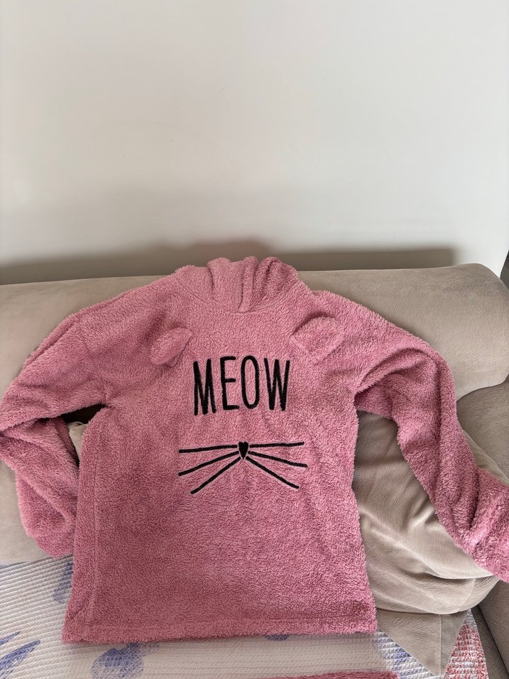 Tüylü yumoş alt üst pijama takımı - Görsel 3