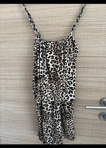 Leopar Desenli Kısa Askılı Tulum - Görsel 3
