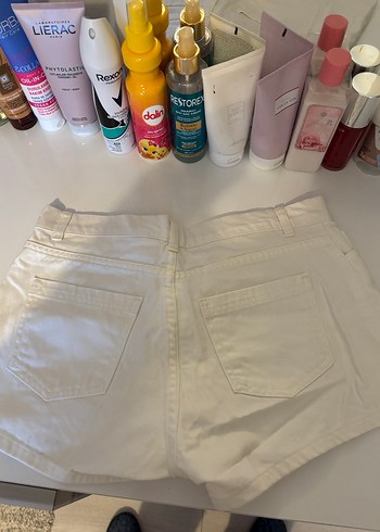 Beyaz Kadın  Mini Şort - Görsel 9