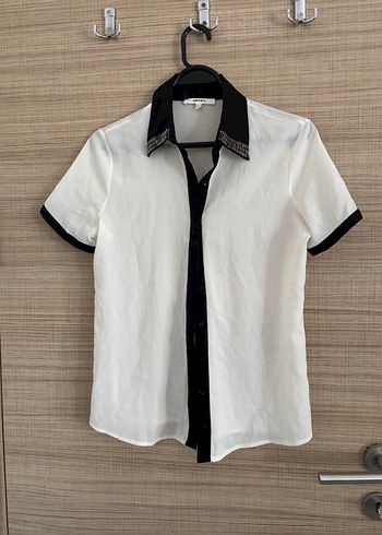 Parizyen Stil Siyah-Beyaz Kısa Kollu Gömlek - Görsel 2