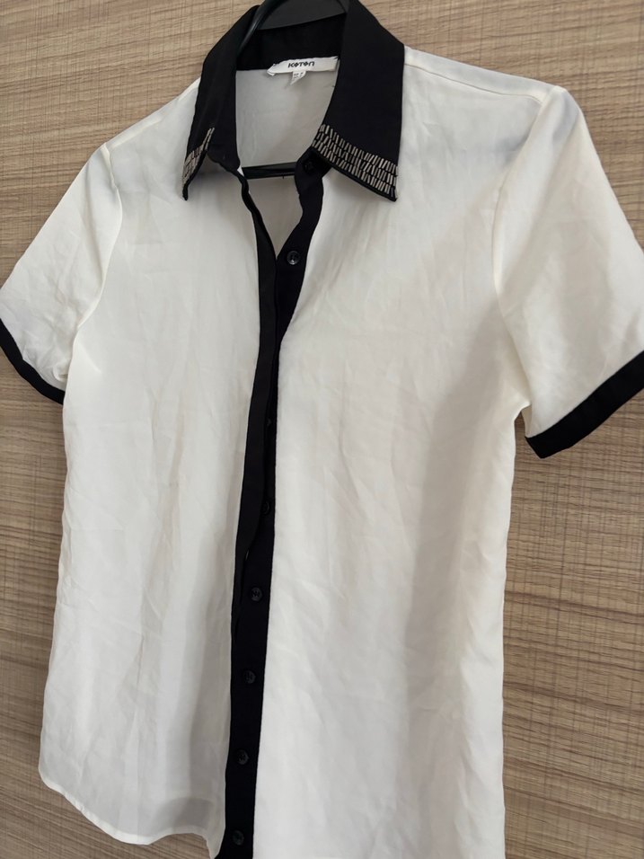 Parizyen Stil Siyah-Beyaz Kısa Kollu Gömlek - Görsel 4