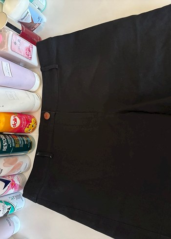 Düğmeli Siyah Kadın şort - Görsel 2