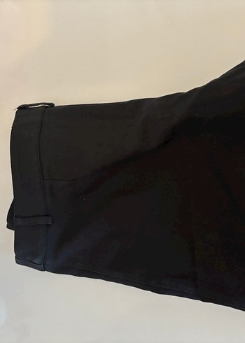 Düğmeli Siyah Kadın şort - Görsel 5