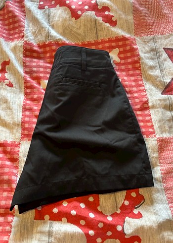 Siyah Düğmeli Mini Şort - Görsel 4