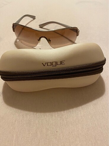 VOGUE ORJİNAL GÖZLÜK