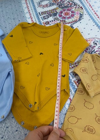 Sarı Triko Kısa Kollu Bebek Body - Görsel 4