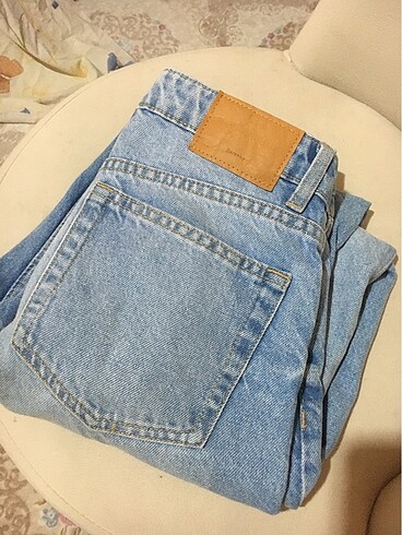 Bershka mom jean