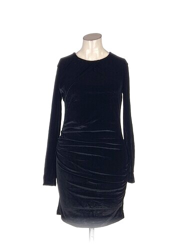 PreLoved Kısa Elbise %70 İndirimli.
