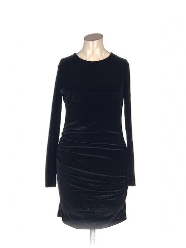 PreLoved Kısa Elbise %70 İndirimli.