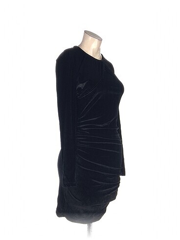 Diğer PreLoved Kısa Elbise %70 İndirimli.