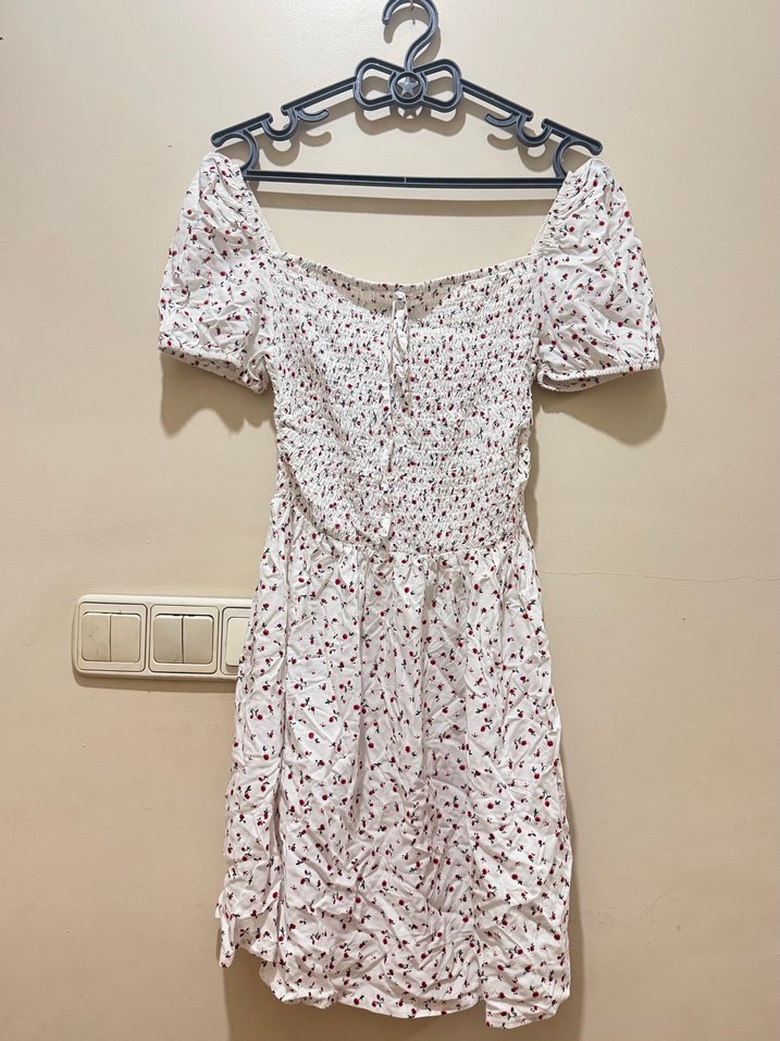 Terranova Küçük Kırmızı Çiçek Desenli Beyaz Elbise - Görsel 2