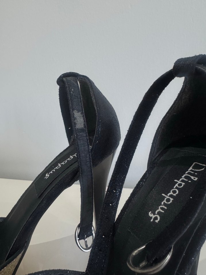 Dilipapuç Markalı Altın Simli Siyah Stiletto Topuklu Ayakkabı - Görsel 3