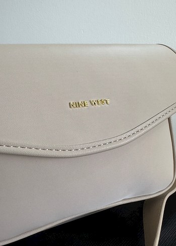 Nine West MINIEREBIG 5FX Krem Kadın Omuz
Çantası - Görsel 4