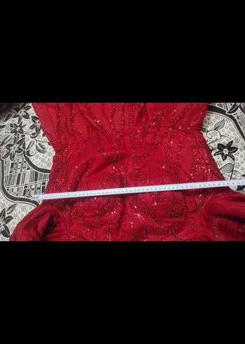 Uzun Kollu Klasik Kırmızı İşlemeli Kadın Abiye - Görsel 2