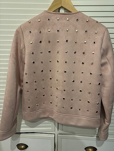 Zara Pudra Süet Görünümlü Zımbalı Crop Ceket - Görsel 2