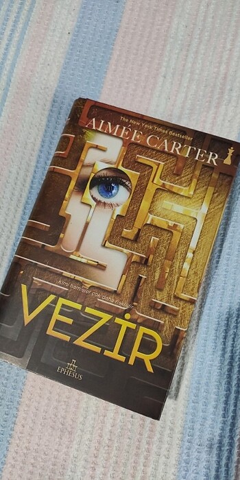  Beden Piyon-Vezir-Şah / Aimée Carter