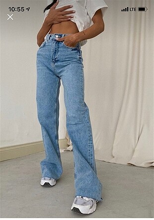 Wide leg jeans