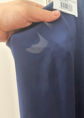 Parlak Lacivert Saten Halter Yaka Kadın gecelik - Görsel 4