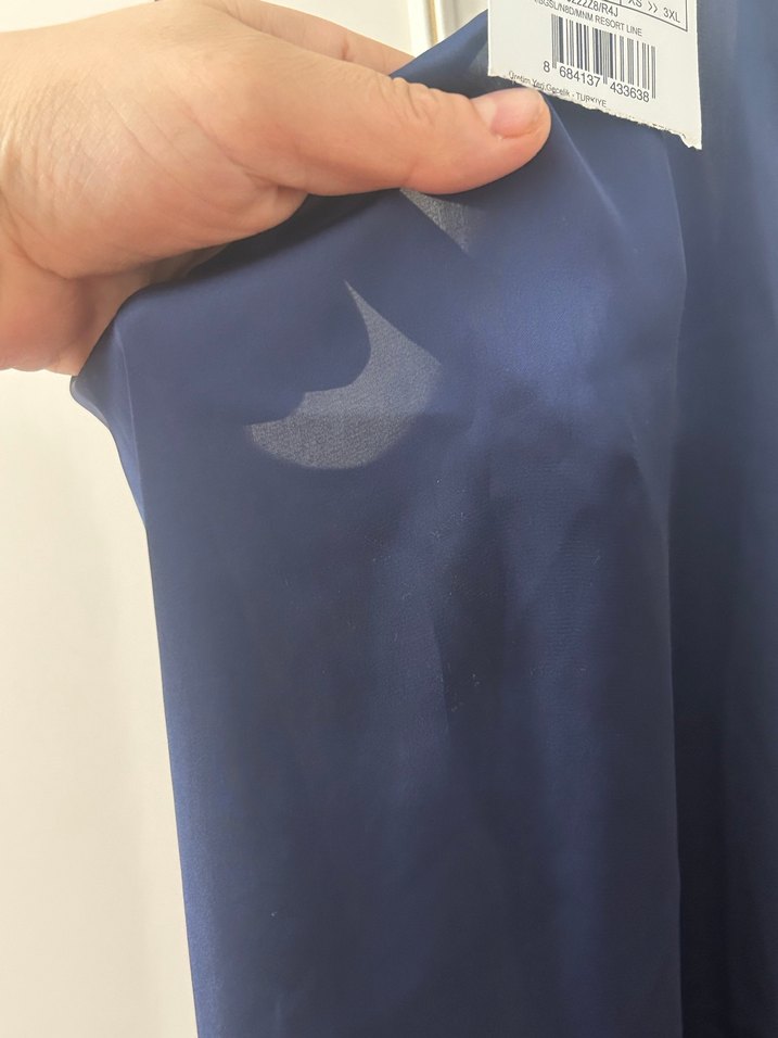 Parlak Lacivert Saten Halter Yaka Kadın gecelik - Görsel 4