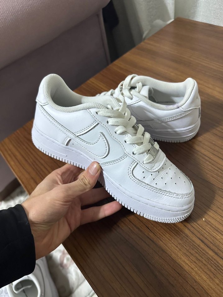 Nike Air Force 1 Sneaker - Görsel 2