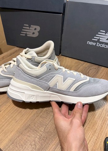 New Balance 997R Spor Ayakkabı - Görsel 3