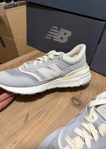 New Balance 997R Spor Ayakkabı - Görsel 4