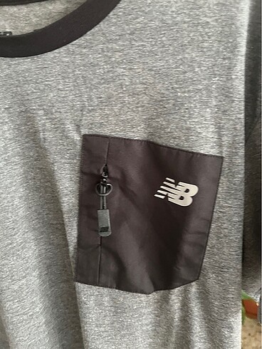 m Beden New Balance T-shirt