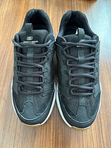 Skechers Siyah Ayakkabı