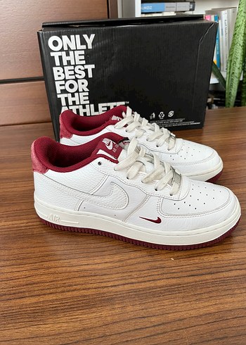 Nike Air Force 1 Low Beyaz Bordo Sneaker