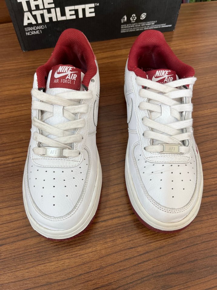 Nike Air Force 1 Low Beyaz & Bordo Sneaker — görsel 5/11