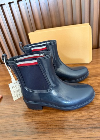 Tommy Hilfiger ürünü