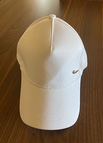 Nike şapka