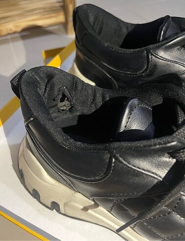 36 Beden siyah Renk Marjin Bağcıklı Sneaker