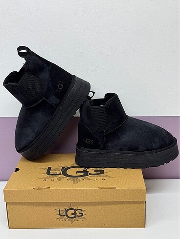 Ugg yeni model lastikli mini siyah