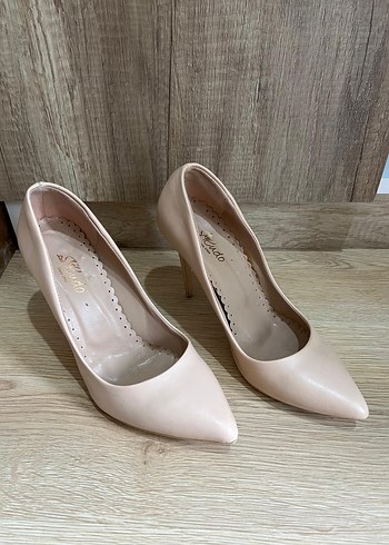 Diğer Bej Modern Klasik Stiletto Topuklu Kadın Ayakkabı