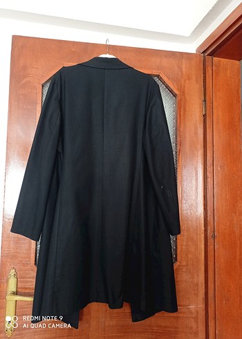 48 Beden Uzun Siyah Düğmeli Kadın ceket